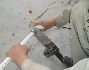 萨迦漏水维修电话